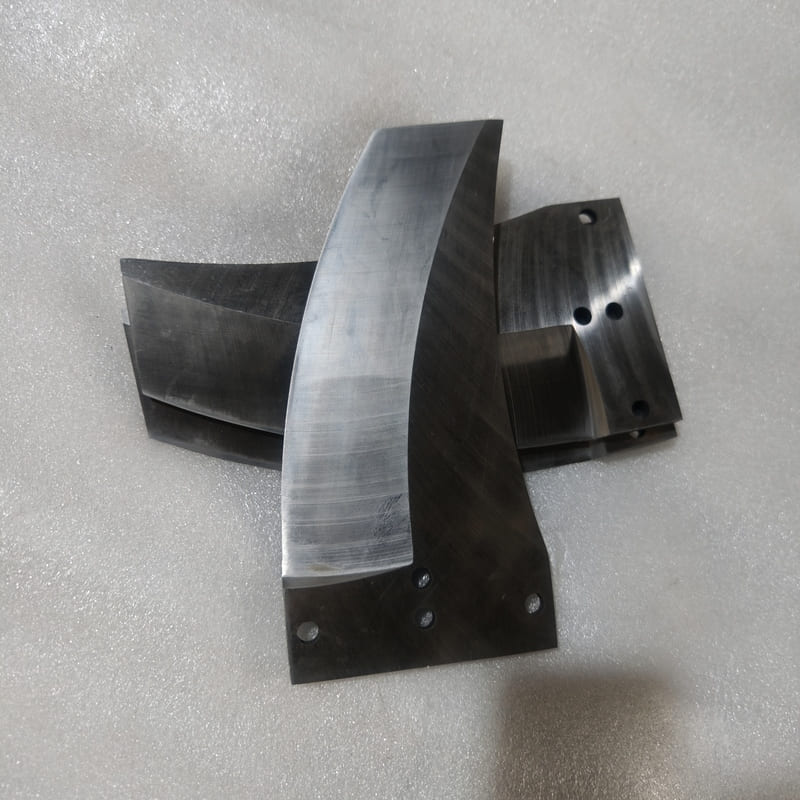 Stacked stainless steel bowl chopper blades